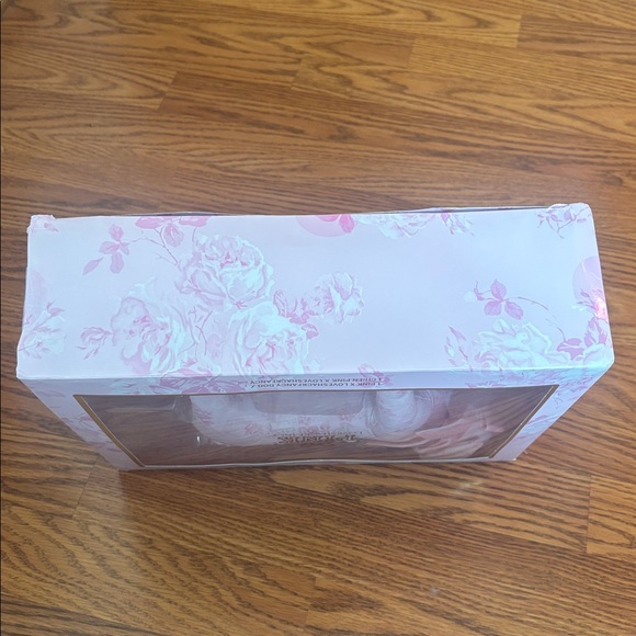 Victoria’s Secret PINK x LoveShackFancy collaboration dog - Picture 5 of 8